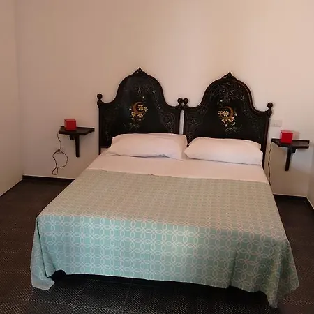 Bed & Breakfast Avocado Beyond 4*