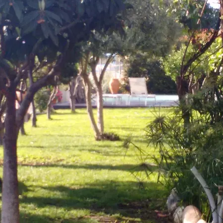 Avocado Beyond Bed and Breakfast Giardini Naxos