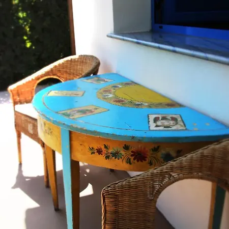 Avocado Beyond Bed & Breakfast 4*