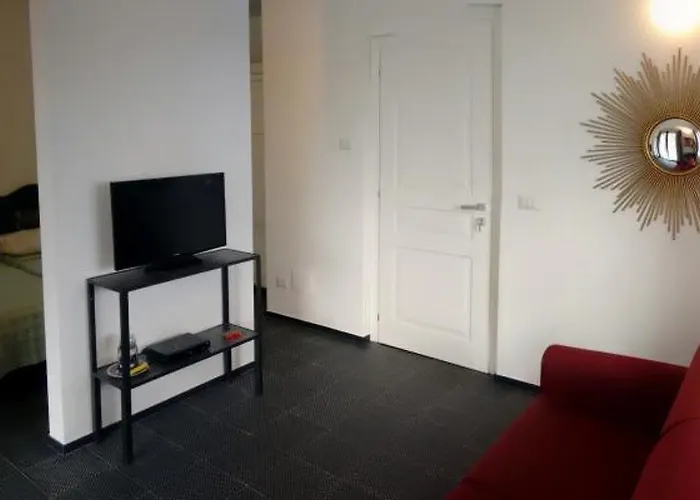 Bed and Breakfast Avocado Beyond 4*