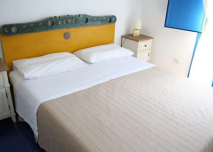 Bed & Breakfast Avocado Beyond Giardini Naxos