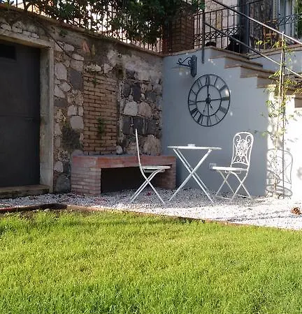 住宿加早餐酒店 超越鳄梨住宿加早餐旅馆 贾迪尼-纳克索斯