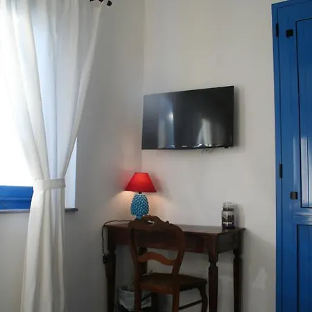 超越鳄梨住宿加早餐旅馆 贾迪尼-纳克索斯