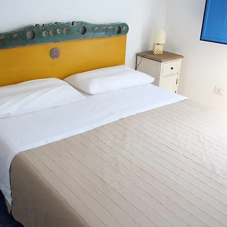 住宿加早餐酒店 超越鳄梨住宿加早餐旅馆 贾迪尼-纳克索斯