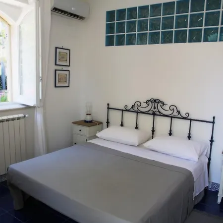 B&B Avocado Beyond 지아르디니낙소스