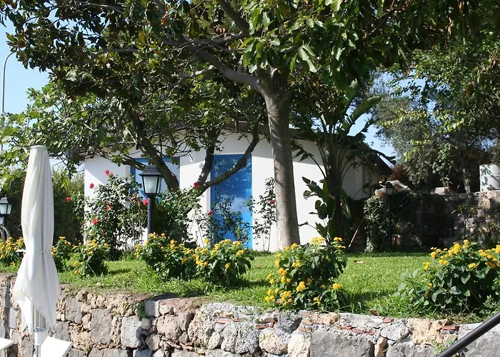 Avocado Beyond Bed & Breakfast Giardini Naxos